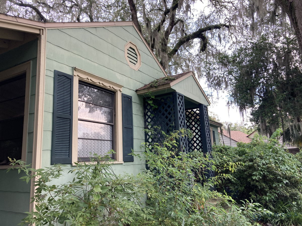 🛠️ LIGHT FIXER TRIPLEX in Jacksonville, FL - ACT FAST!!!! 💸
