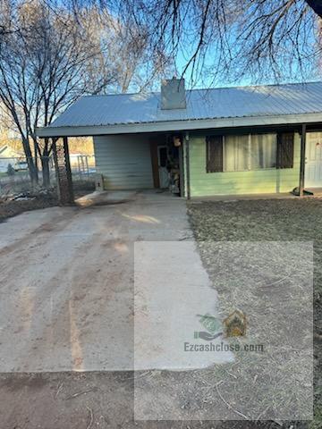 2 Bed, 2 Bath Home with Bonus Room – Former Garage Converted for Extra Space