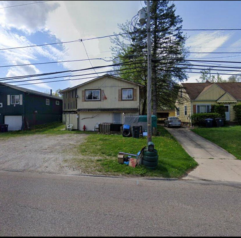 Flip or Rental Opportunity! SFH IN AKRON OH